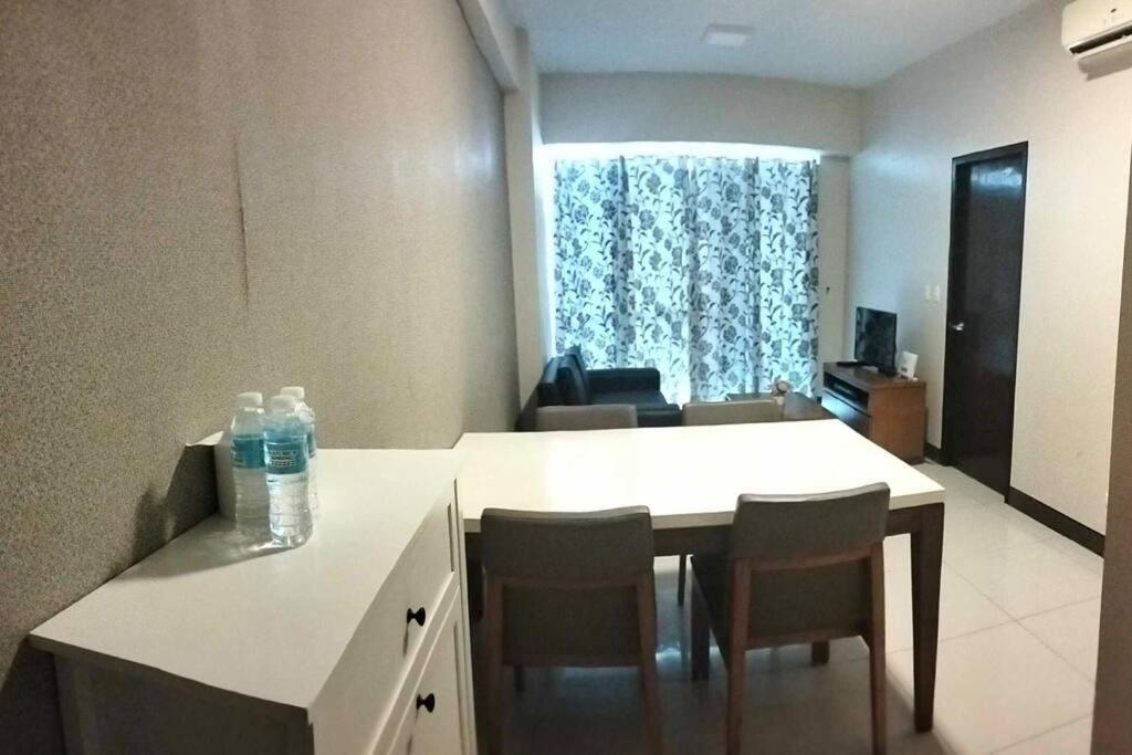 Mactan Newtown Condo With Pool Access ماكتان المظهر الخارجي الصورة